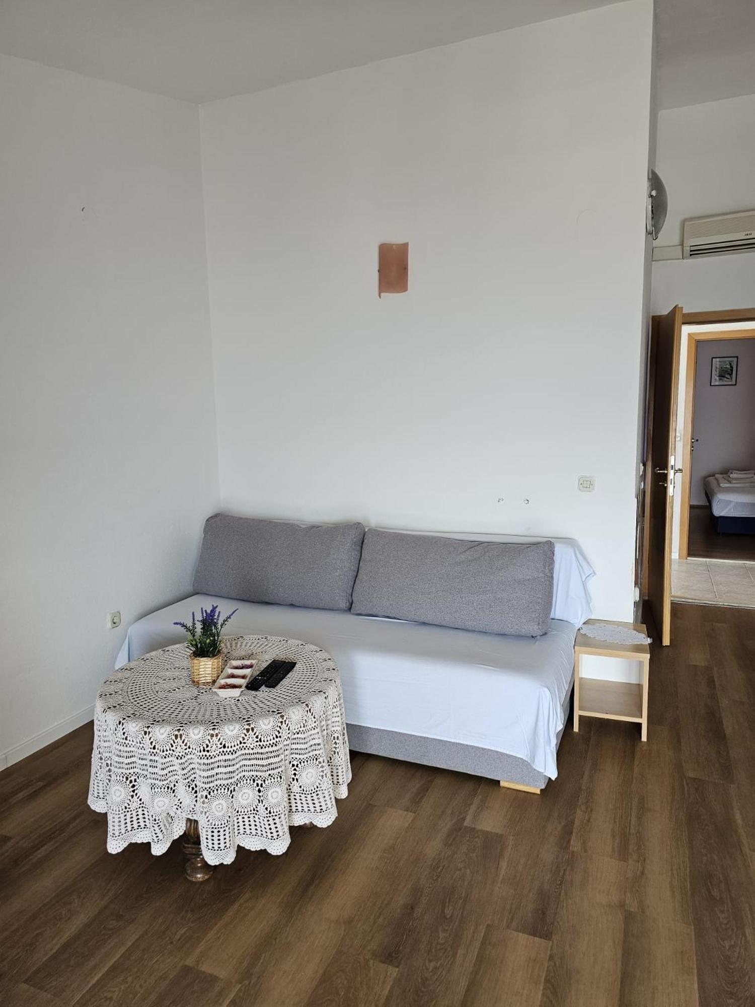Villa Roing S Stanici Eksteriør billede